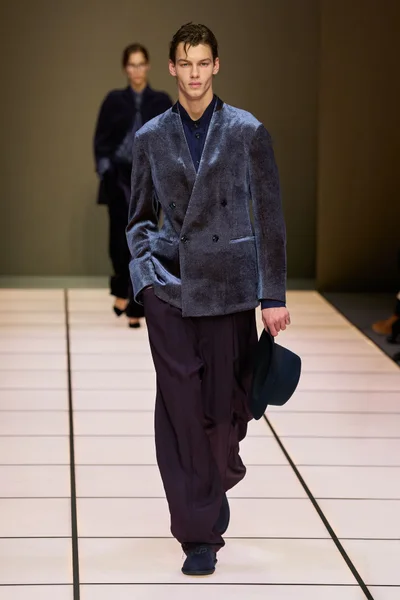 Look 92